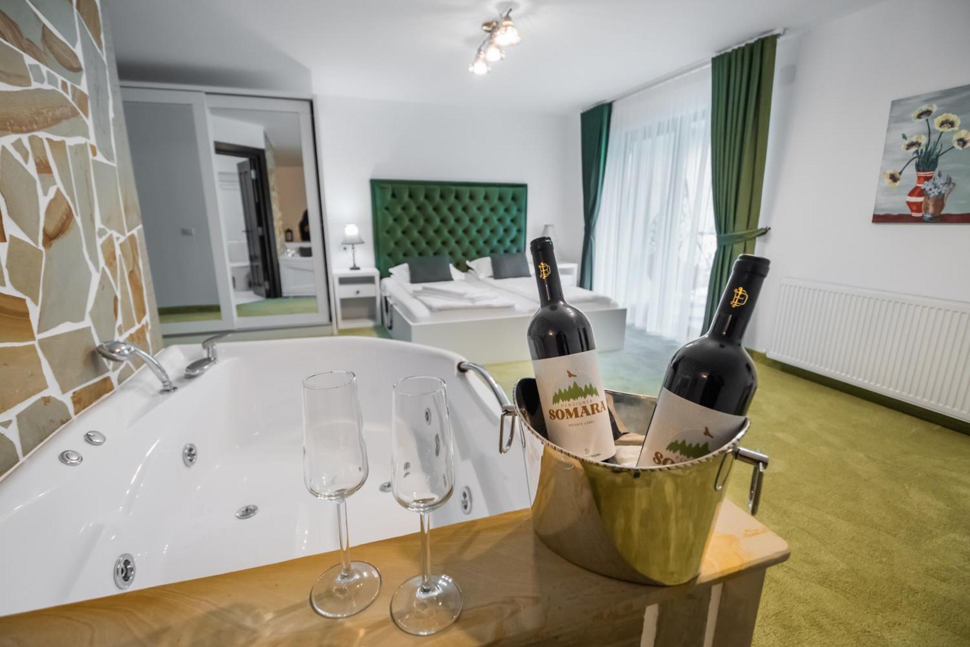 Hotel Somara Gainesti Exterior foto