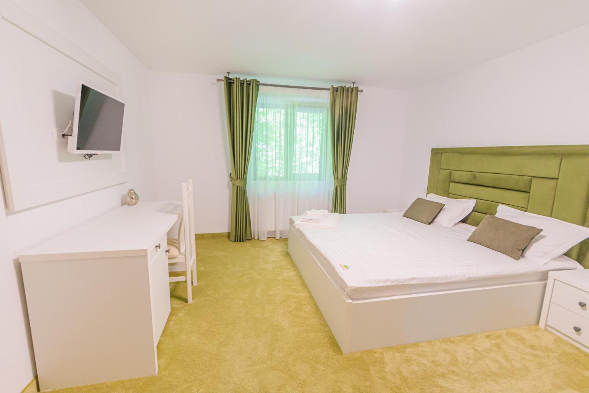 Hotel Somara Gainesti Exterior foto