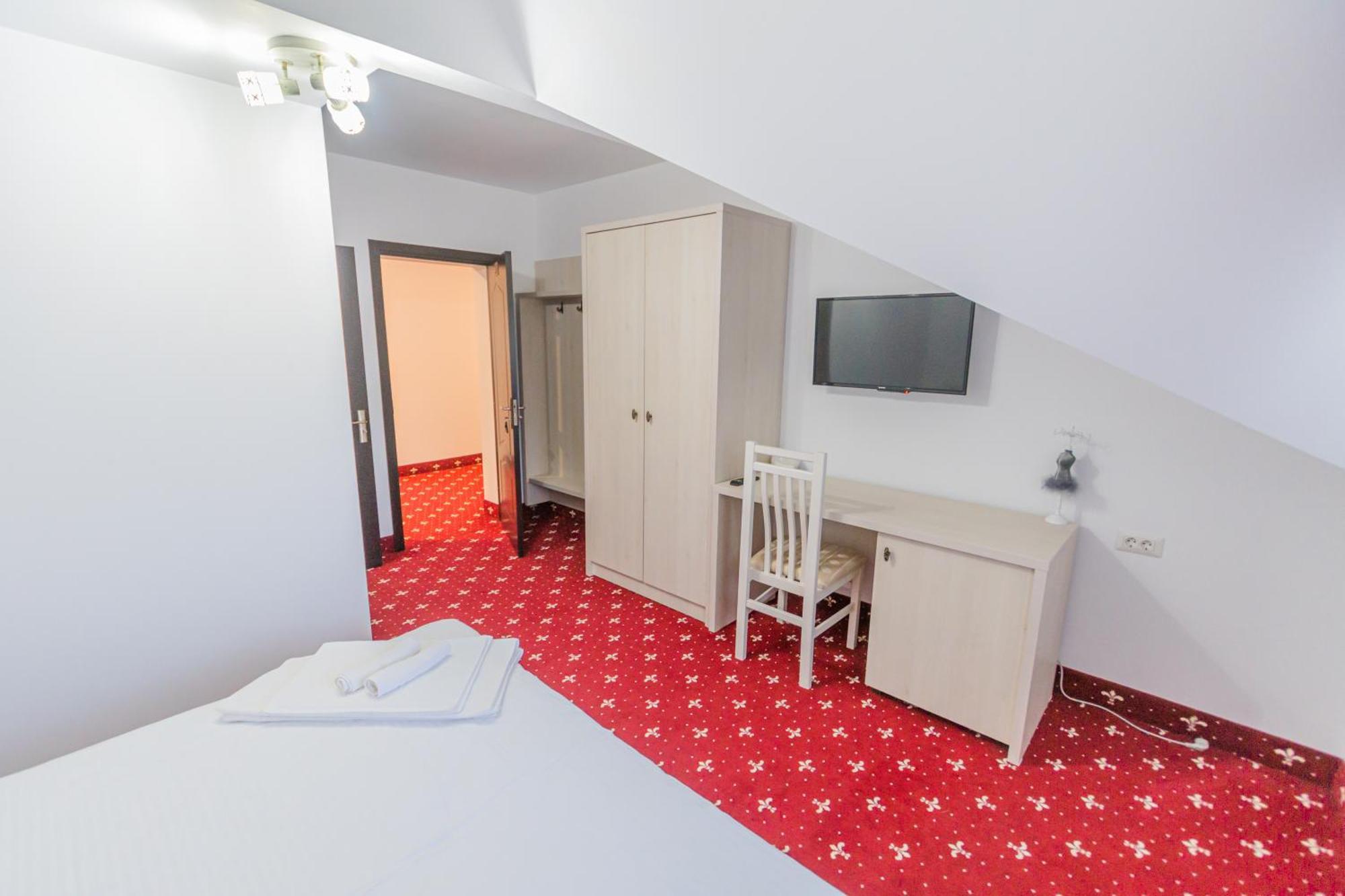 Hotel Somara Gainesti Exterior foto